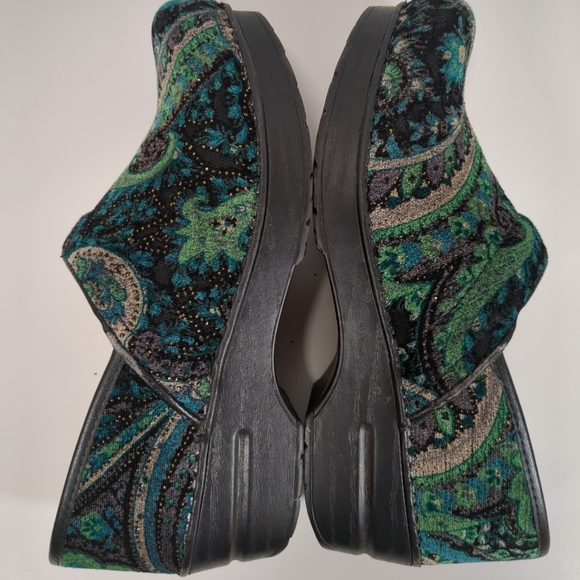 Dansko Women's Vegan Paisley Blue/Green Clogs Size 38 - Picture 5 of 7